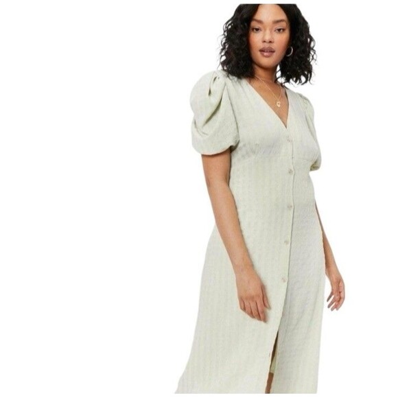Nasty Gal Plus Size 16 Midi Dress V-neck Button Down Puff Sleeve Sage Green NWT - Picture 2 of 15